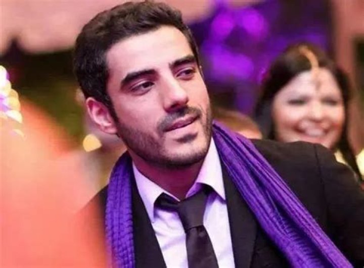 Adeel Hussain Biography, Age, Height, Wife, Net Worth, Family