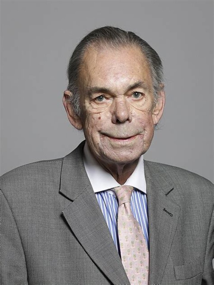 Adrian Palmer, 4th Baron Palmer Biography, Age, Height, Wife, Net Worth, Family