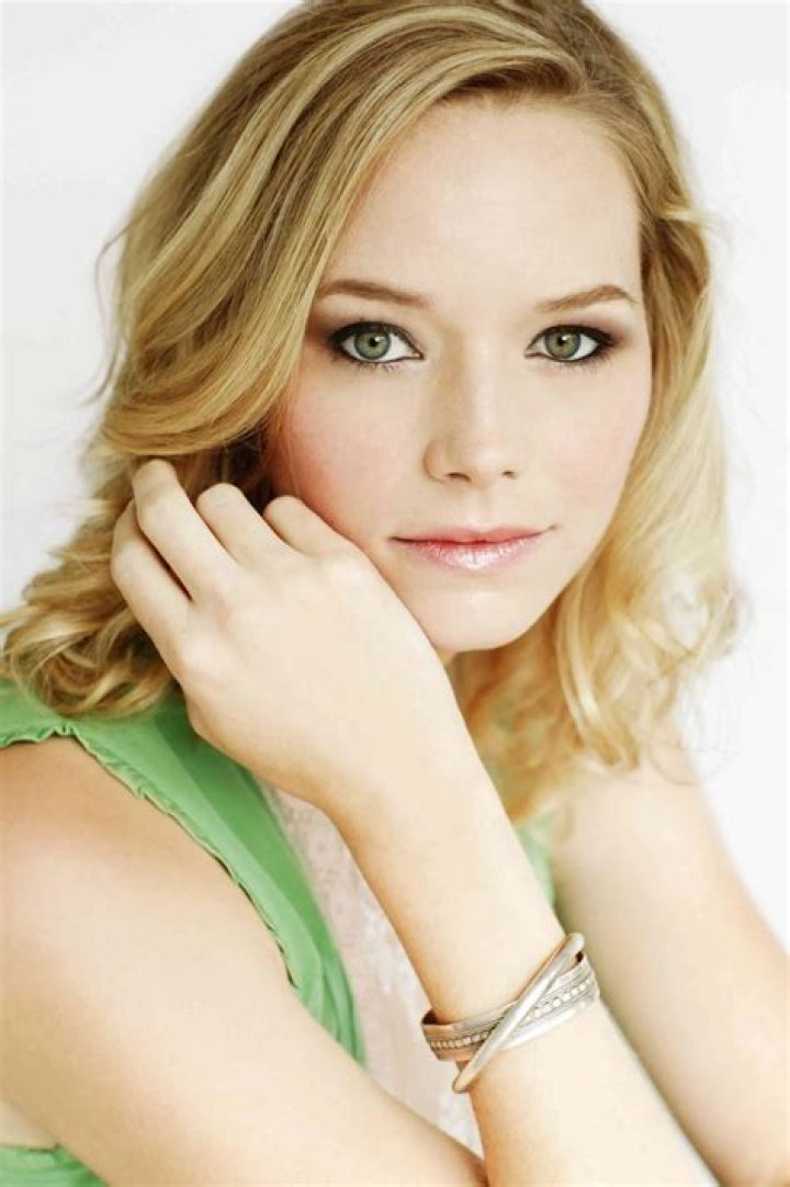Adrienne Pickering Biography, Age, Height, Husband, Net Worth, Family