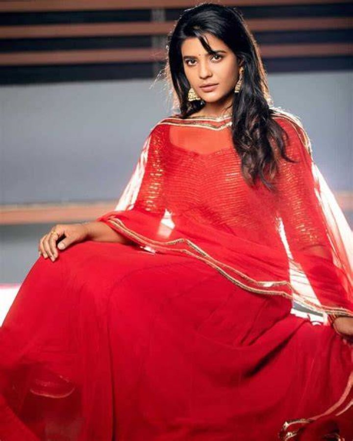 Aishwarya Rajesh Biography, Age, Height, Husband, Net Worth, Family