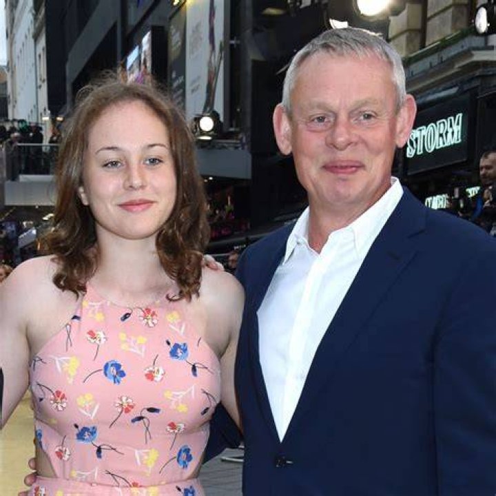 Alec Clunes Biography, Age, Height, Wife, Net Worth, Family