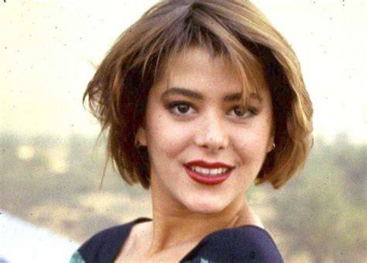Alejandra Guzmán biografía, edad, altura, esposo, net worth, familia