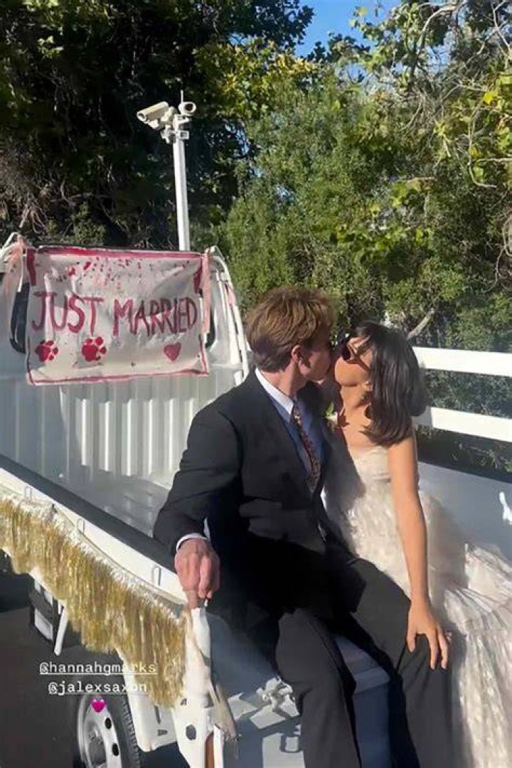 Alex Saxon Biography, Age, Height, Wife, Net Worth, Family