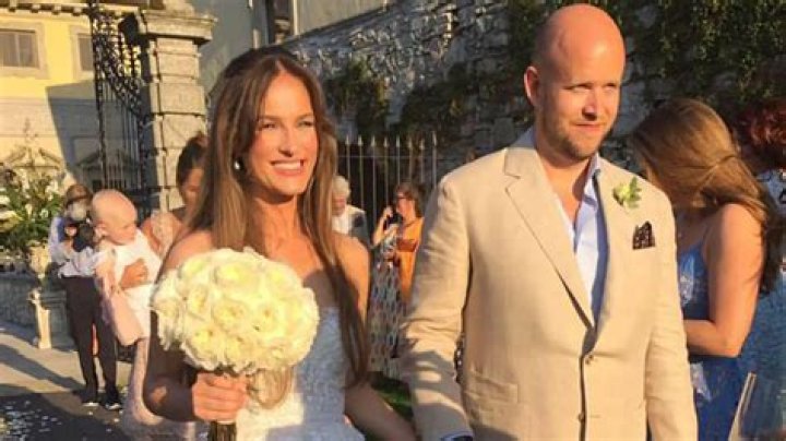 Andrew J. Levander Biography, Age, Height, Wife, Net Worth, Family