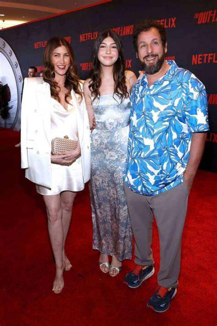 Andrew Sandler Biography, Age, Height, Wife, Net Worth, Family