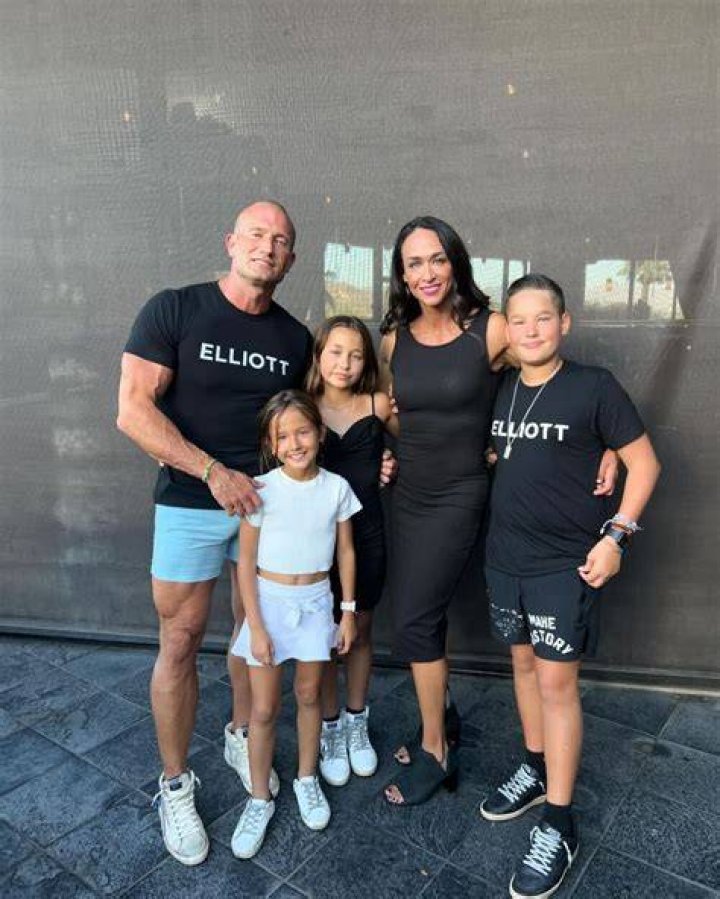 Andy Elliott Biography, Age, Height, Wife, Net Worth, Family