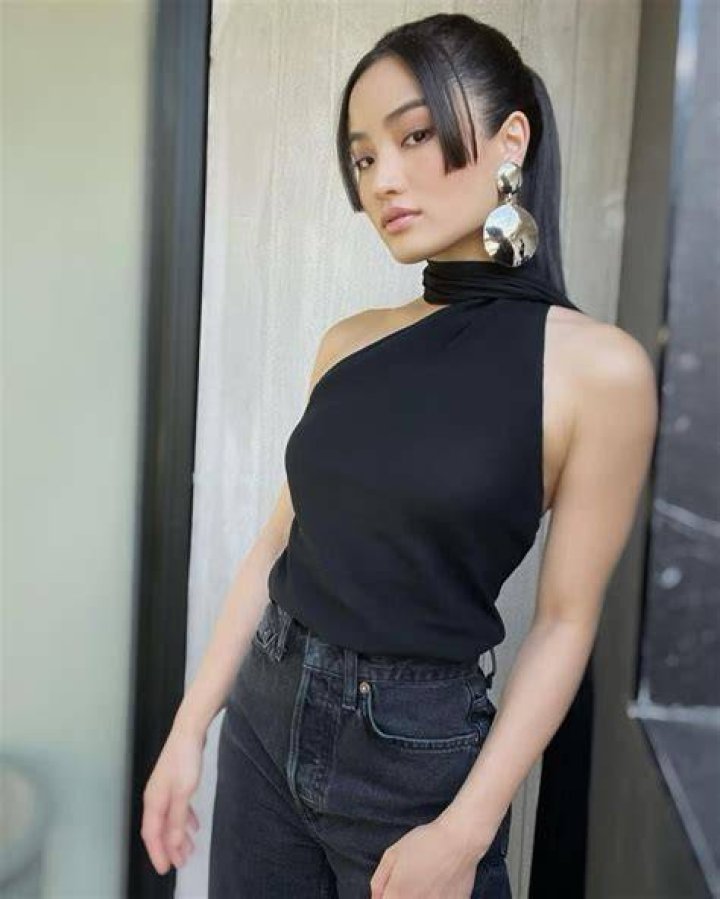 Anna Sawai Biography, Age, Height, Husband, Net Worth, Family