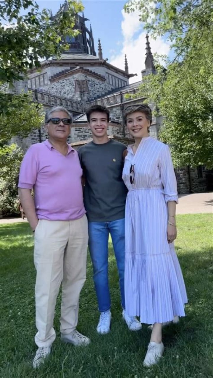 Antonio Lagdameo Jr. Biography, Age, Height, Wife, Net Worth, Family