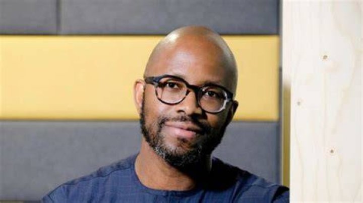 Arthur Mutambara Biography, Age, Height, Wife, Net Worth, Family