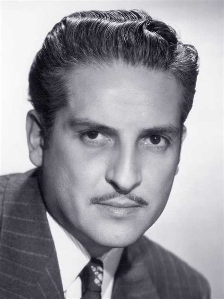 Arturo de Córdova biografía, edad, altura, esposo, net worth, familia
