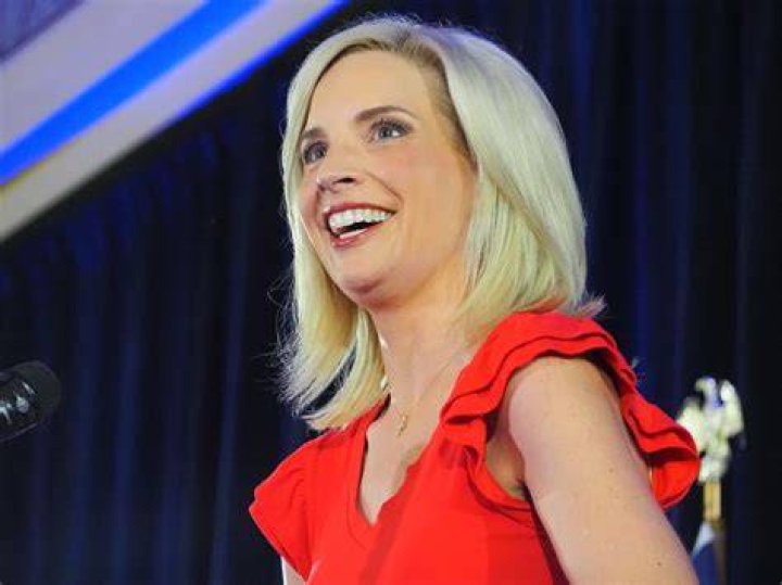 Ashley Hinson Biography, Age, Height, Husband, Net Worth, Family