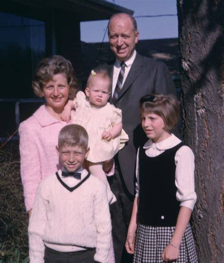 Bill Gates Sr. Biography, Age, Height, Wife, Net Worth, Family