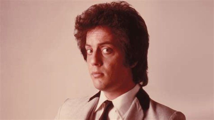 Billy Joel Biography, Age, Height, Wife, Net Worth, Family