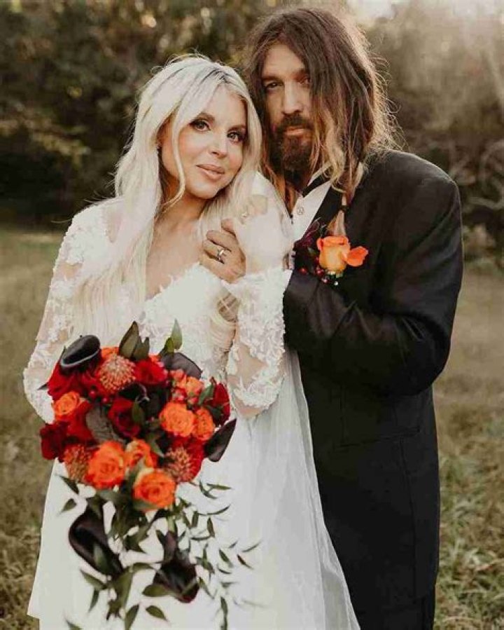 Billy Ray Cyrus Biography, Age, Height, Wife, Net Worth, Family