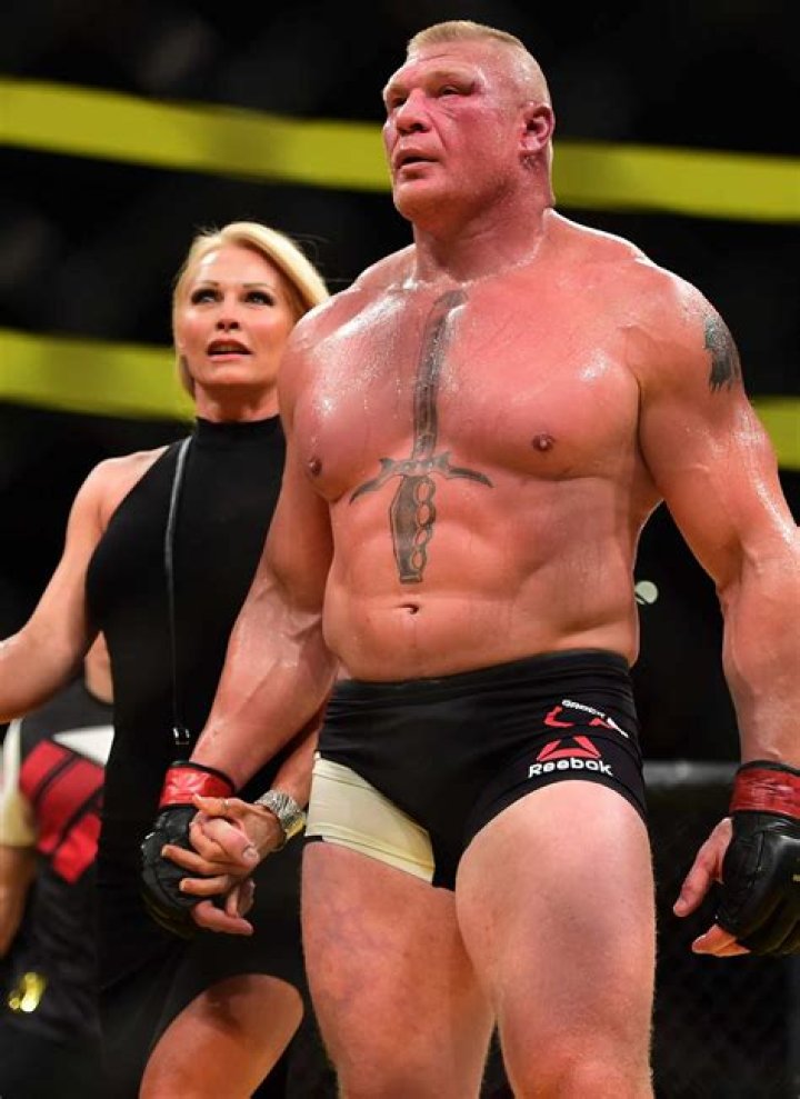Brock Lesnar Biography, Age, Height, Wife, Net Worth, Family