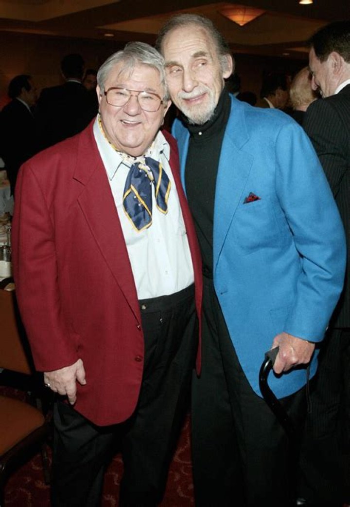 Buddy Hackett Biography, Age, Height, Wife, Net Worth, Family