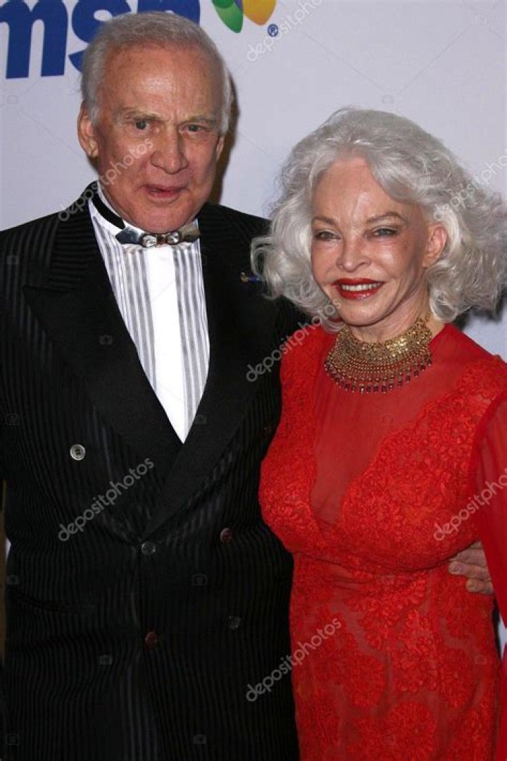 Buzz Aldrin Biography, Age, Height, Wife, Net Worth, Family