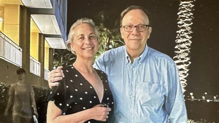 Carlos Alberto Montaner Biography, Age, Height, Wife, Net Worth, Family