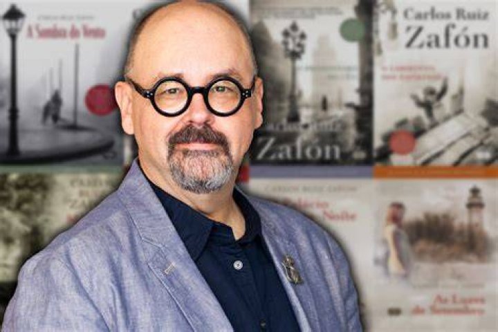 Carlos Ruiz Zafón Biography, Age, Height, Wife, Net Worth, Family