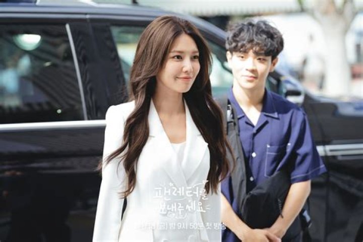 Choi Soo-young Biography, Age, Height, Husband, Net Worth, Family
