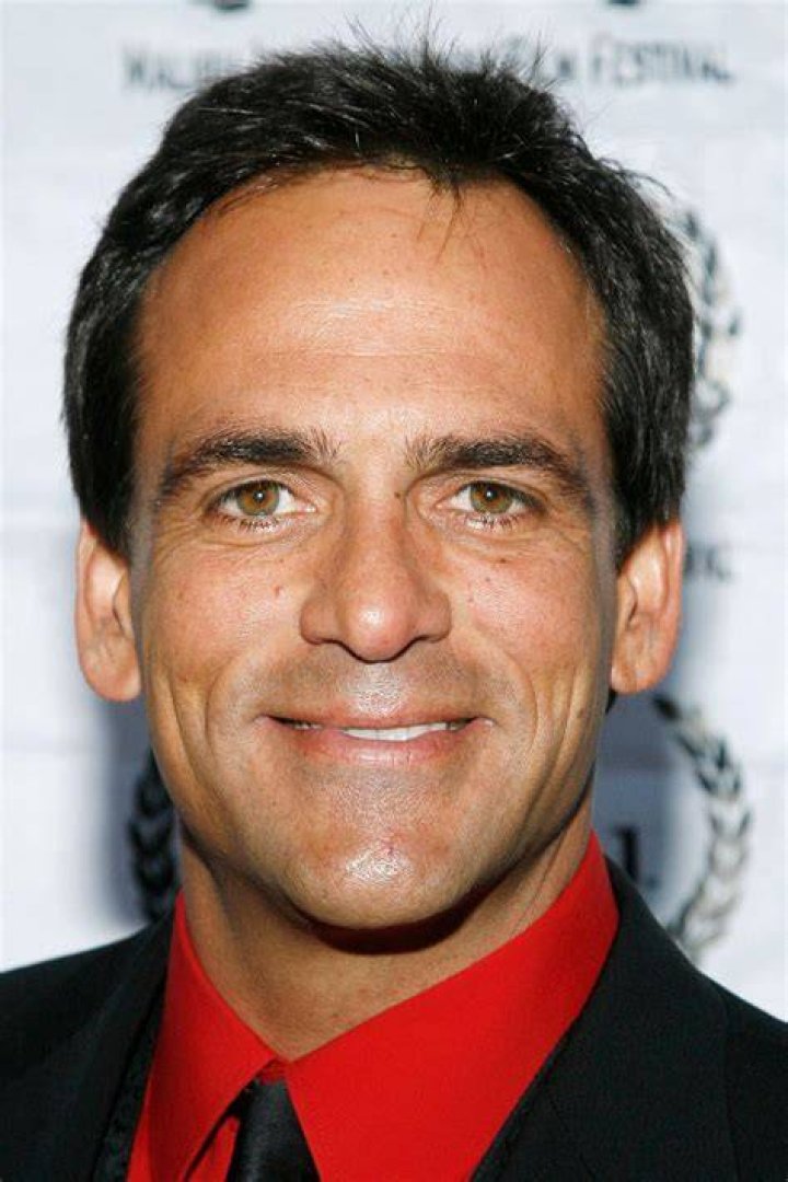 Chris Demetral biografía, edad, altura, esposo, net worth, familia