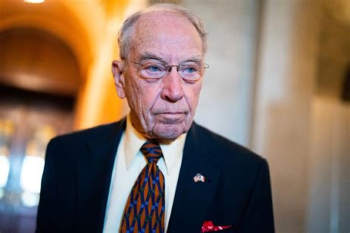 Chuck Grassley Biography, Age, Height, Wife, Net Worth, Family