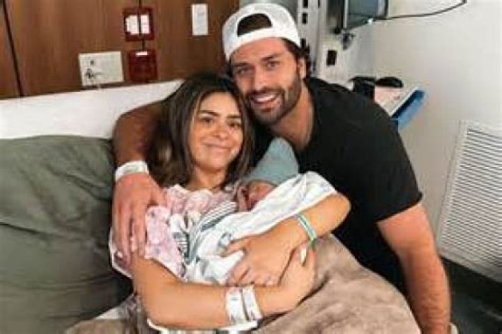 Colin Mortensen Biography, Age, Height, Wife, Net Worth, Family