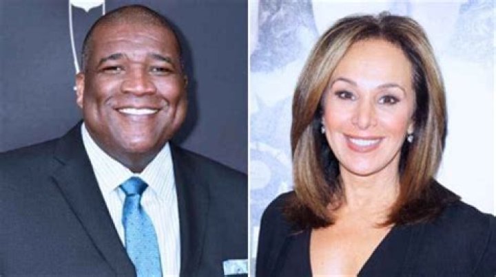 Curt Menefee Biography, Age, Height, Wife, Net Worth, Family