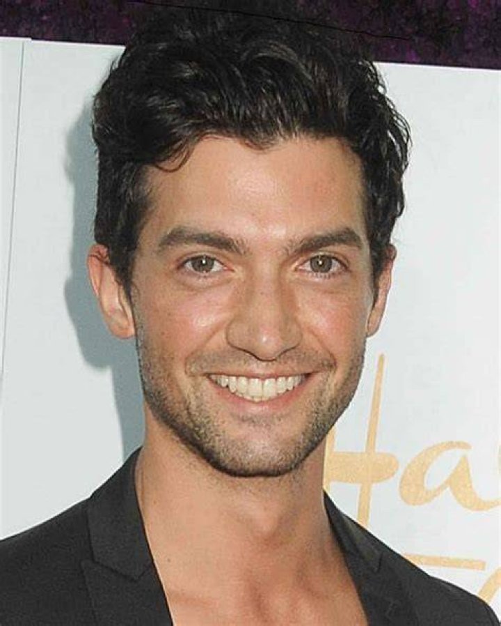 David Alpay Biography, Age, Height, Wife, Net Worth, Family