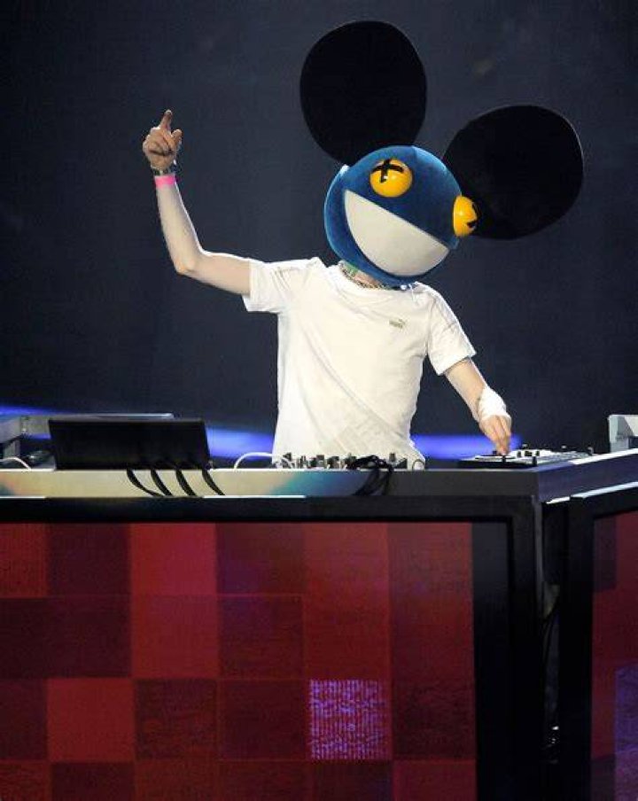 Deadmau5 Biography, Age, Height, Wife, Net Worth, Family