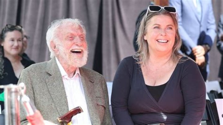 Dick Van Dyke Biography, Age, Height, Wife, Net Worth, Family