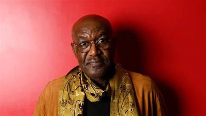 Elroy Harris Biography, Age, Height, Wife, Net Worth, Family