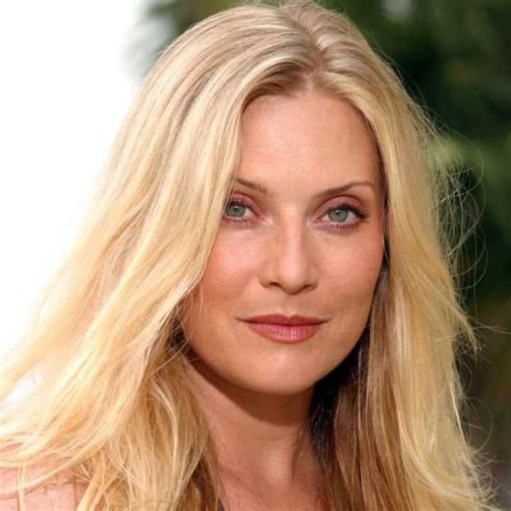 Emily Procter Biography, Age, Height, Husband, Net Worth, Family