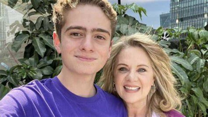 Erika Buenfil Biography, Age, Height, Husband, Net Worth, Family