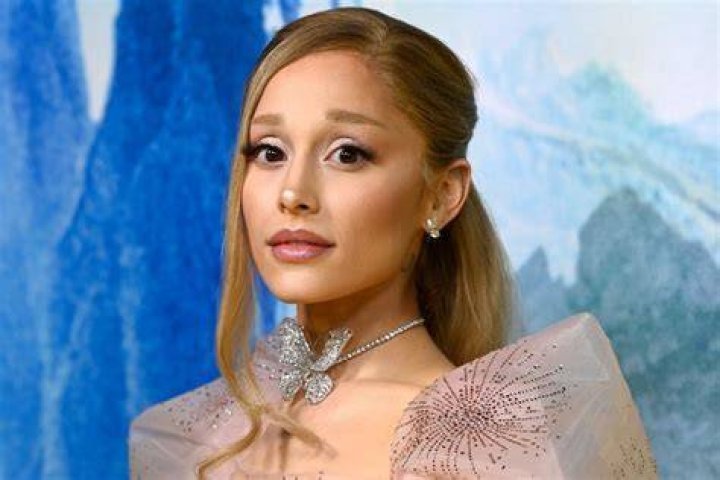 Fefita La Grande Biography, Age, Height, Husband, Net Worth, Family