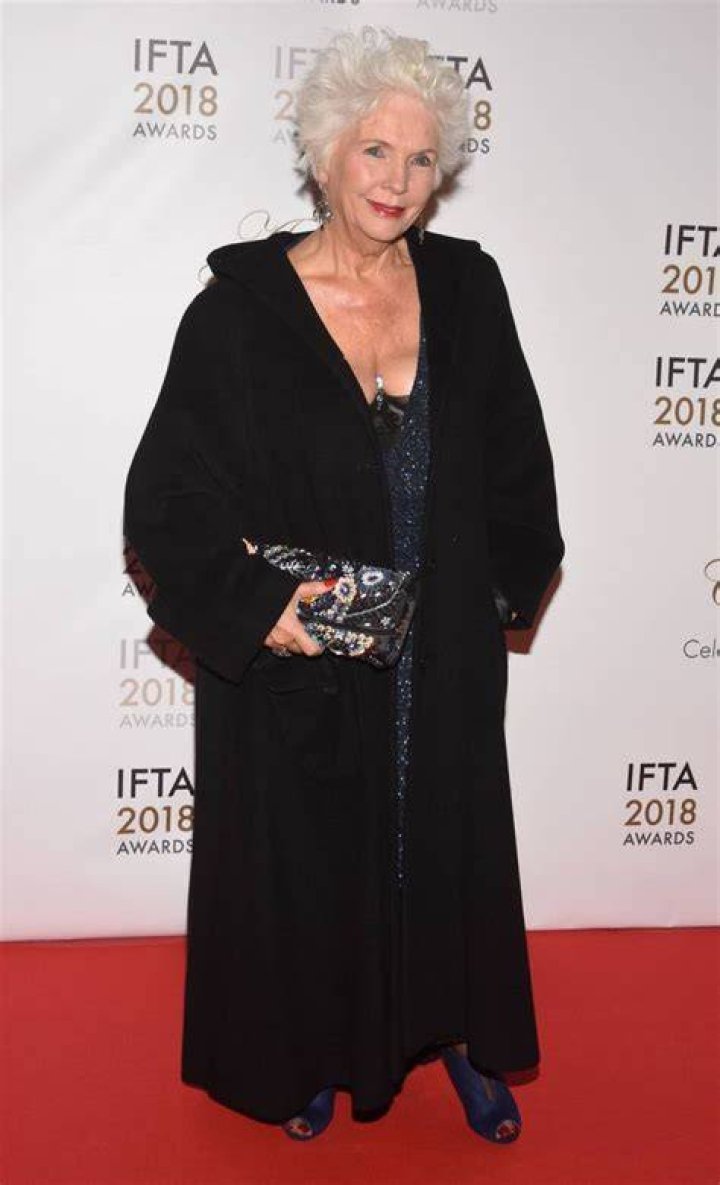 Fionnula Flanagan Biography, Age, Height, Husband, Net Worth, Family