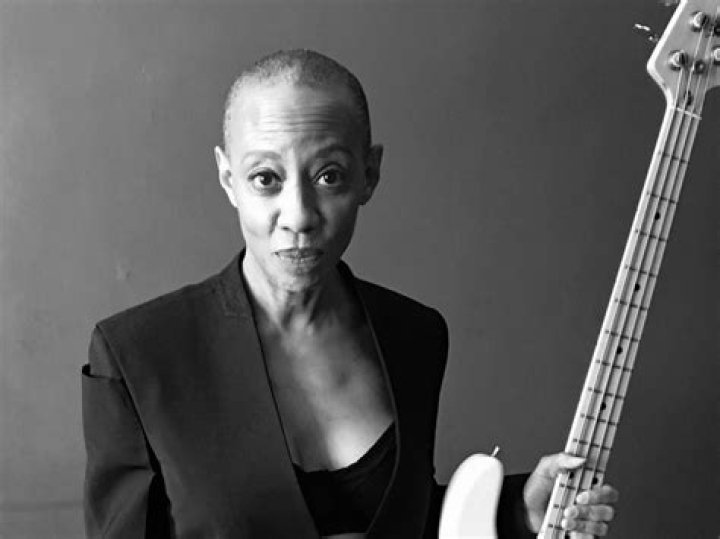 Gail Ann Dorsey Biography, Age, Height, Husband, Net Worth, Family