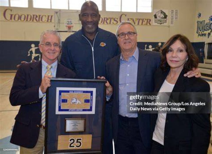 Gail Goodrich Biography, Age, Height, Wife, Net Worth, Family