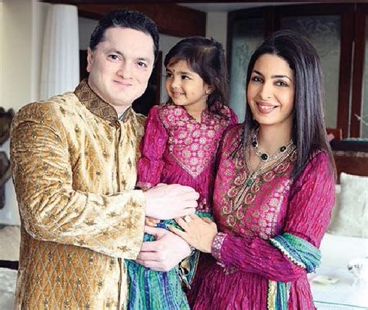 Gautam Singhania Biography, Age, Height, Wife, Net Worth, Family
