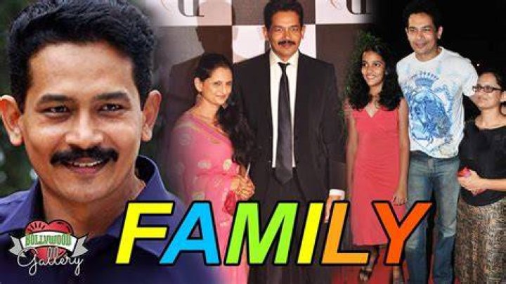 Girish Kulkarni Biography, Age, Height, Wife, Net Worth, Family