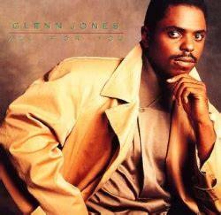Glenn Jones Biography, Age, Height, Wife, Net Worth, Family