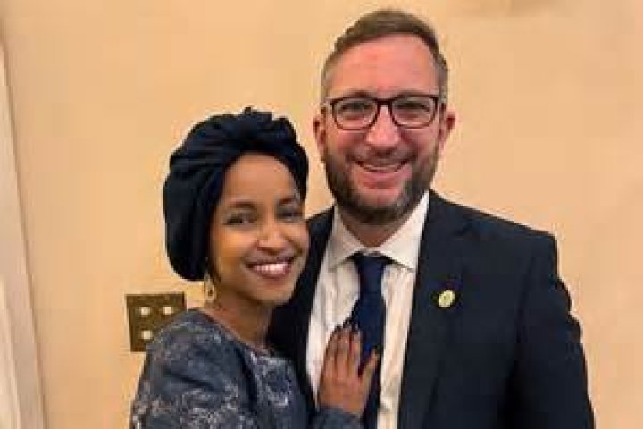 Ilhan Omar Biography, Age, Height, Husband, Net Worth, Family