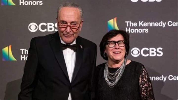 Iris Weinshall Biography, Age, Height, Husband, Net Worth, Family