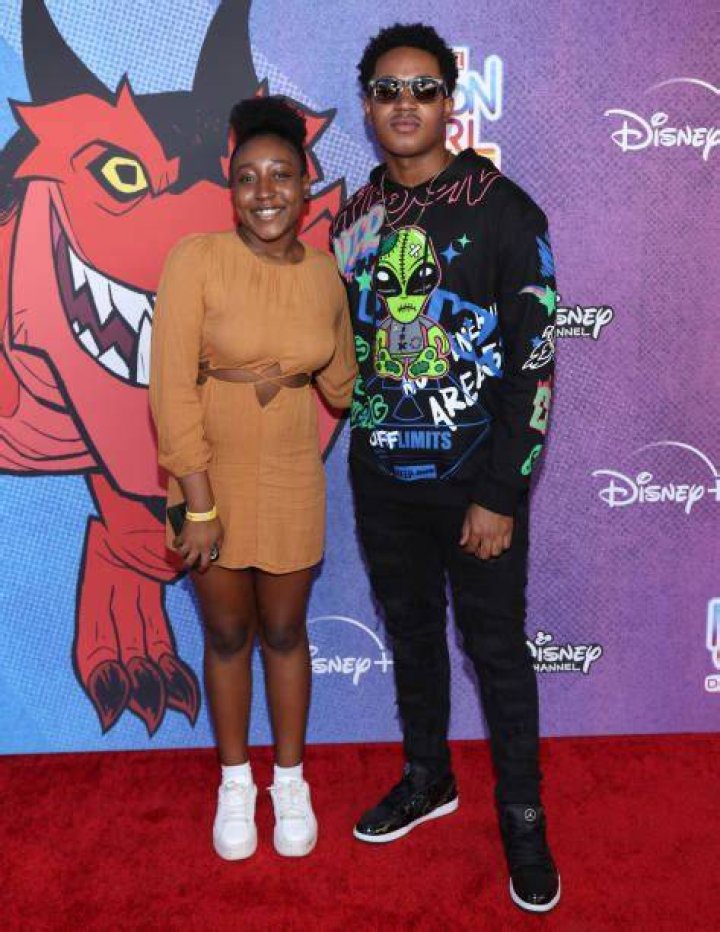 Issac Ryan Brown Biography, Age, Height, Wife, Net Worth, Family