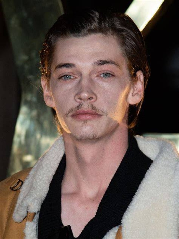 Jacob Lofland biografía, edad, altura, esposo, net worth, familia