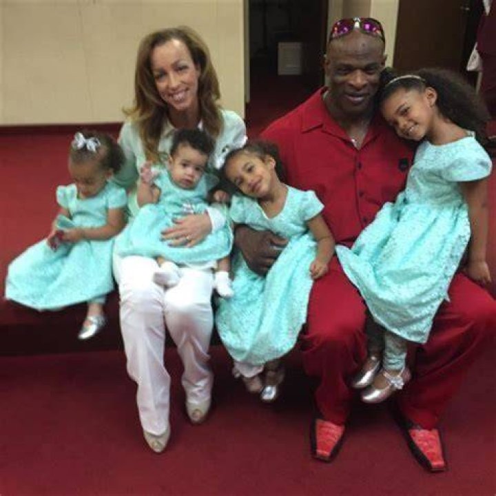 Jama Williamson Biography, Age, Height, Husband, Net Worth, Family