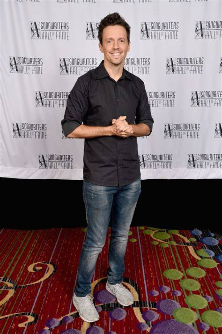 Jason Mraz Biography, Age, Height, Wife, Net Worth, Family
