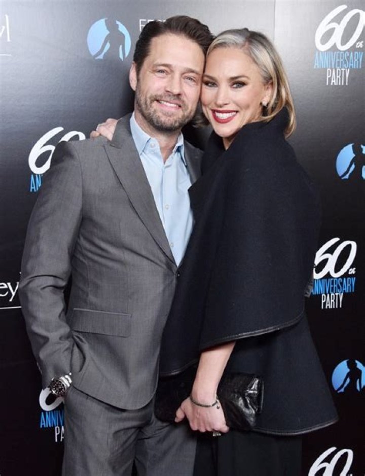 Jason Priestley Biography, Age, Height, Wife, Net Worth, Family