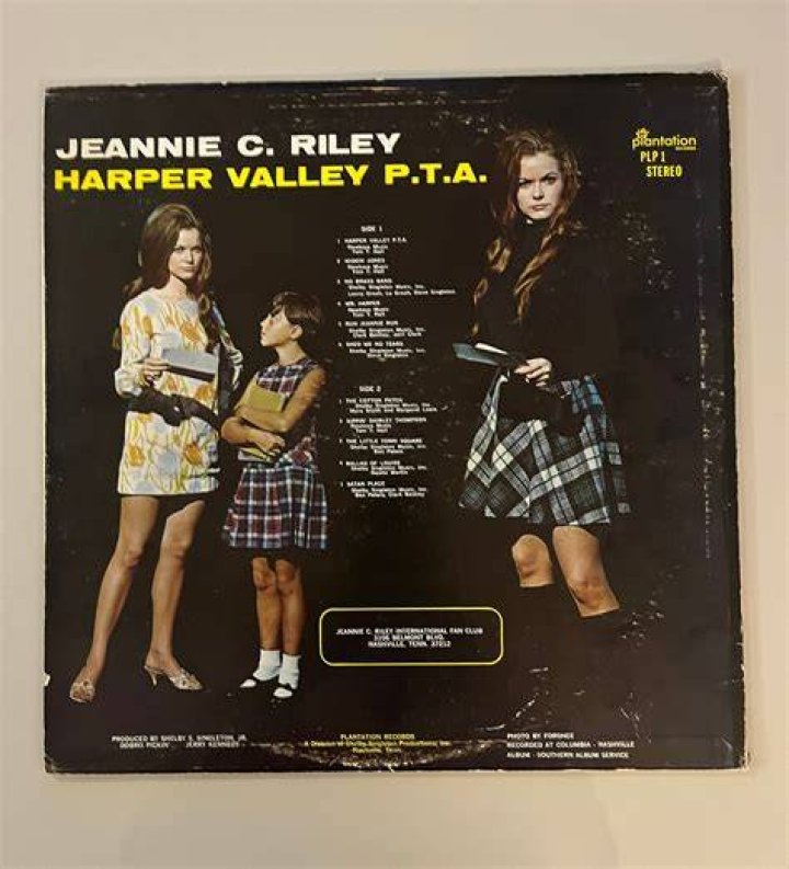 Jeannie C. Riley Biography, Age, Height, Husband, Net Worth, Family