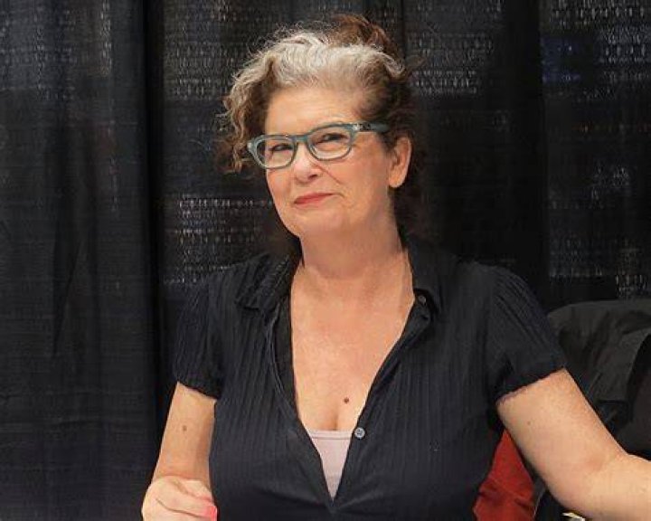 Jenette Goldstein Biography, Age, Height, Husband, Net Worth, Family